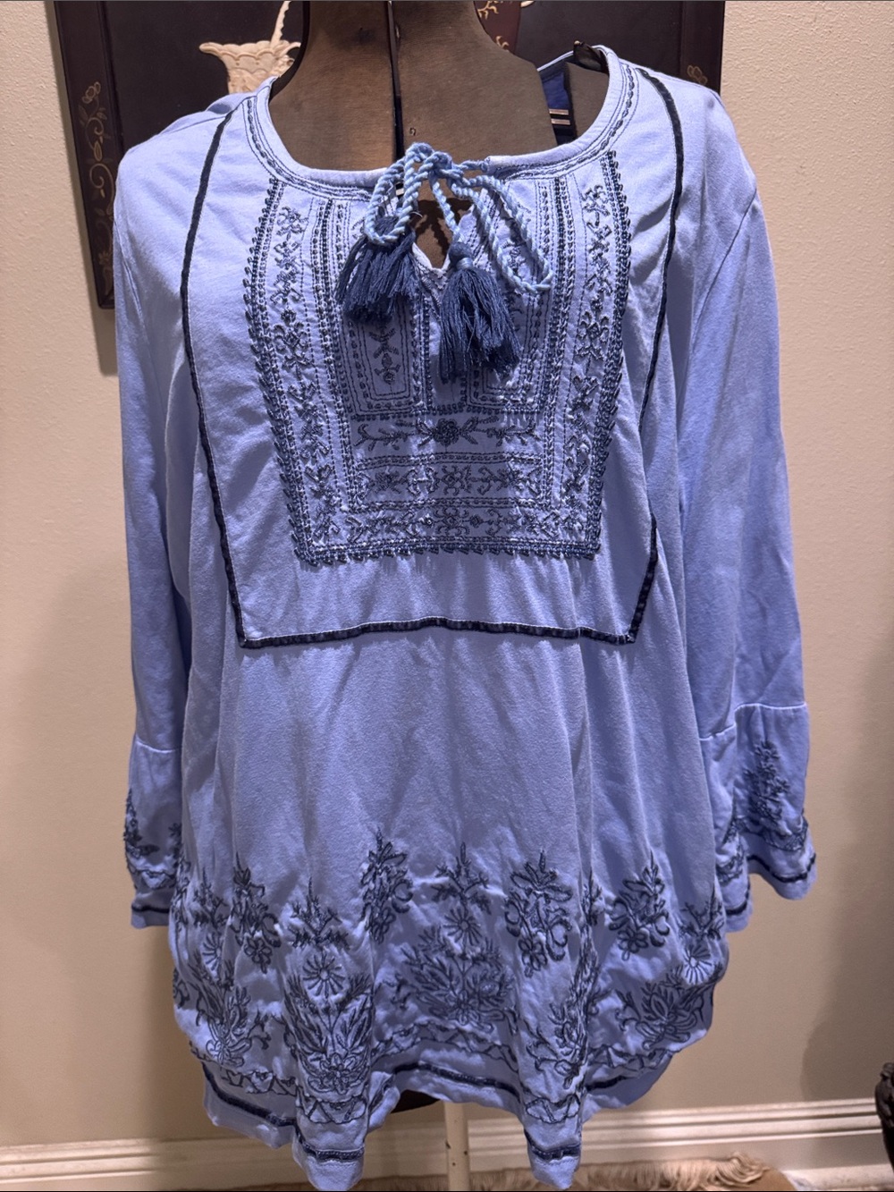 Chico’s Embroidered Tasseled Peasant Top - Sz 4